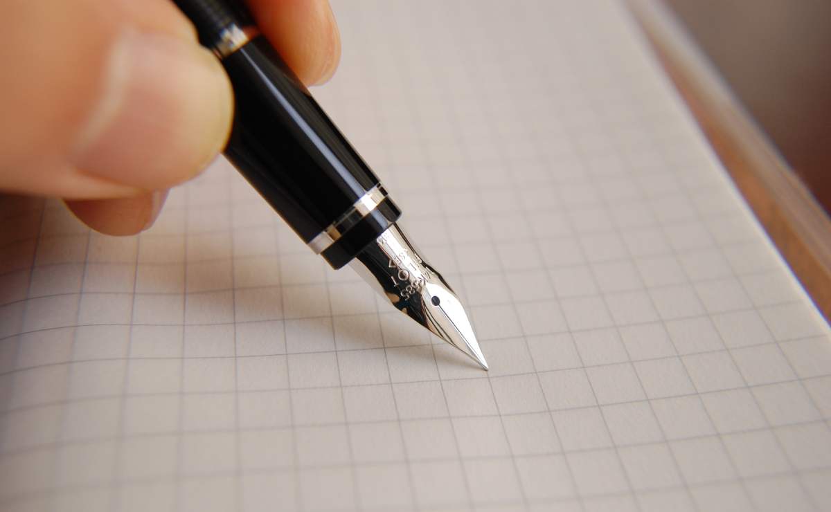 Plumas fuente para regalar a quienes aman escribir a mano