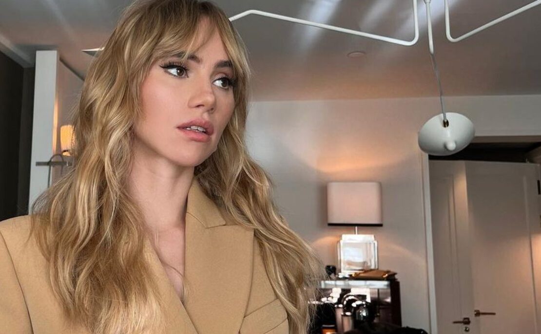 Suki Waterhouse: ella es la talentosa novia de Robert Pattinson