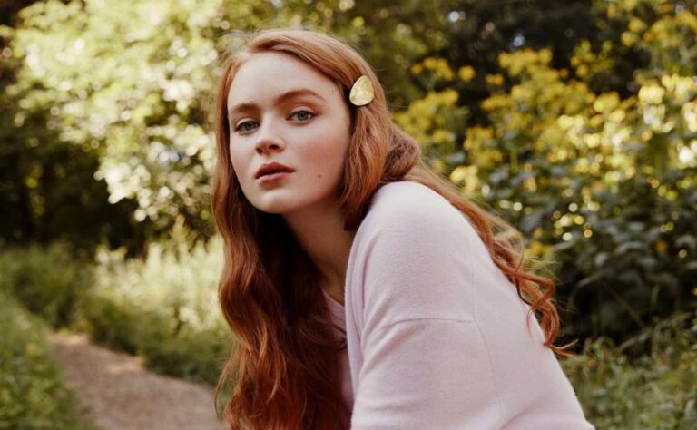 Sadie Sink hizo un cambio radical a su cabellera roja