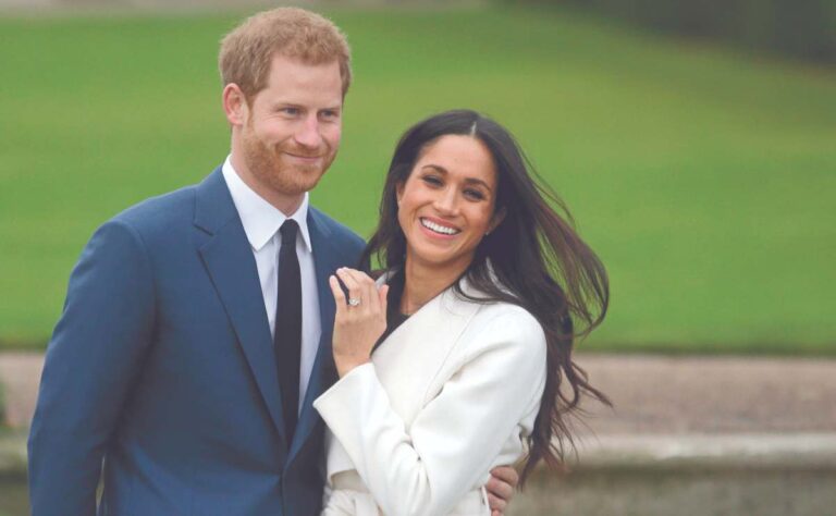 Captan a Meghan Markle sin su anillo de compromiso