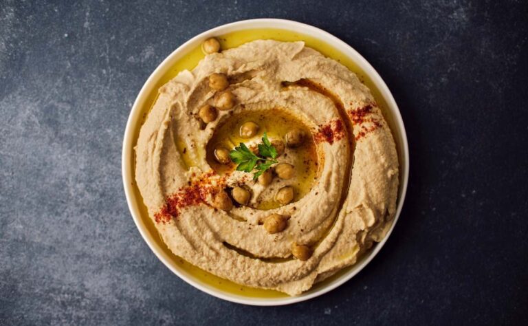 Cómo preparar hummus para complementar tus comidas