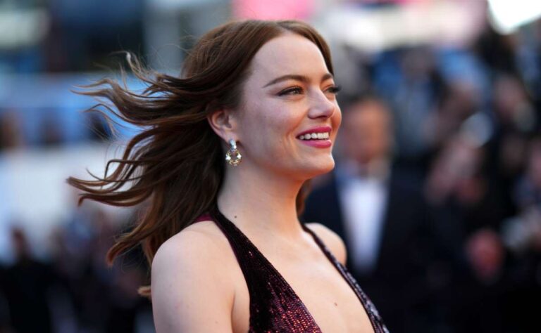 ¿Otro Oscar? Emma Stone interpreta 3 personajes en su nueva película