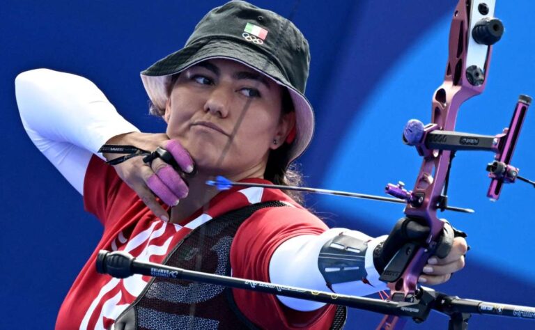 Alejandra Valencia, la medallista que llegó al tiro con arco por accidente