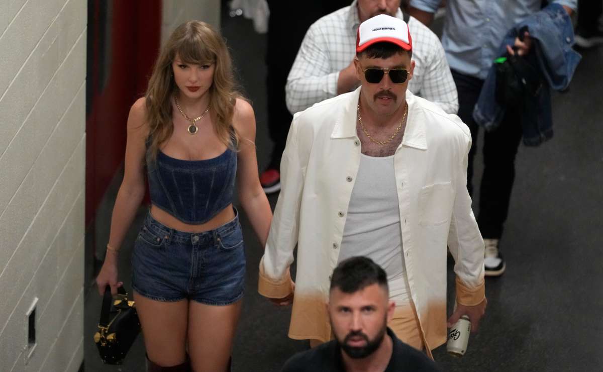 Looks de mezclilla tan cool como el de Taylor Swift en el juego de los Chiefs