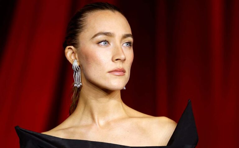 Saoirse Ronan dejó callado a un grupo de actores por comentario sobre la violencia