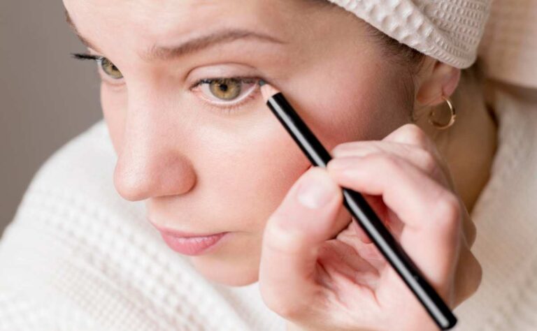 5 trucos de maquillaje para agrandar tus ojos al instante