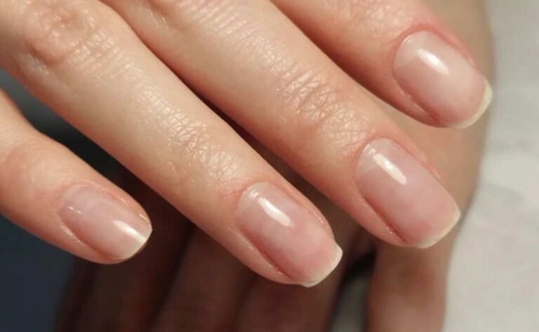 Qué es el manicure japonés y por qué deberías probarlo